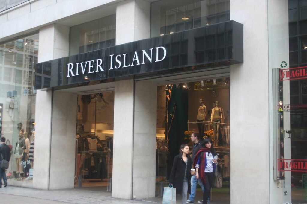 Oxford Street River Island Opening Times