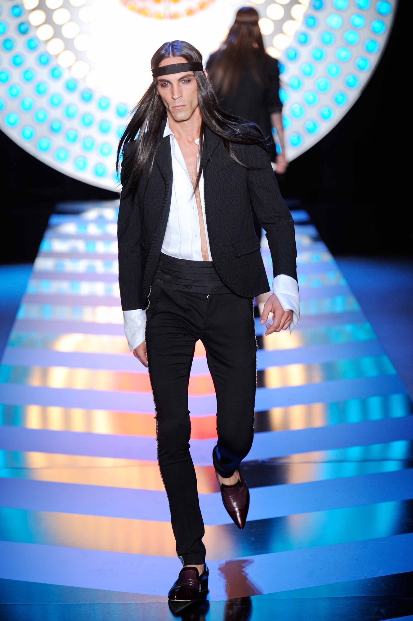 John_Galliano_8-1.jpg