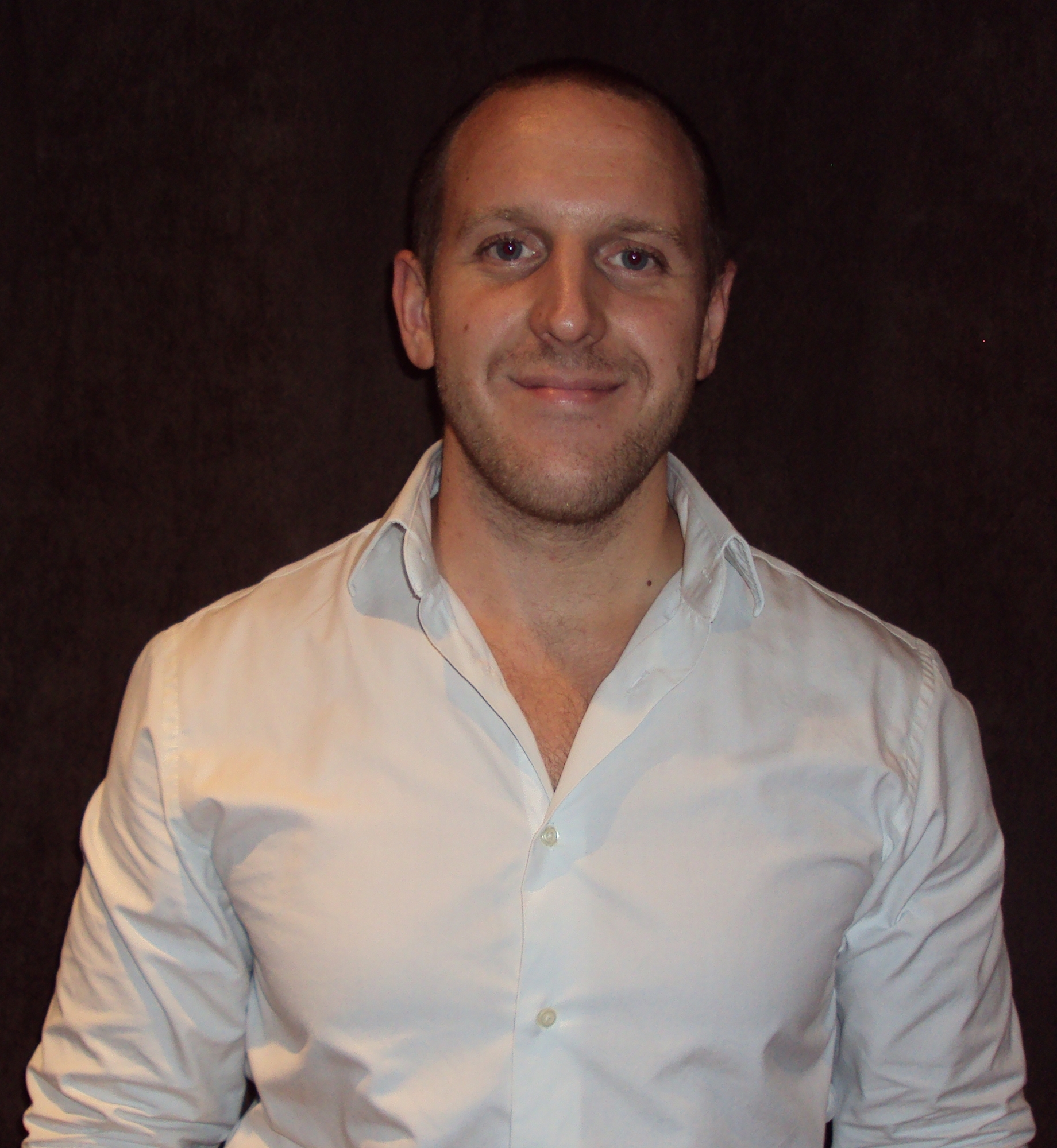 How To Be A Sales Manager At A Menswear Brand