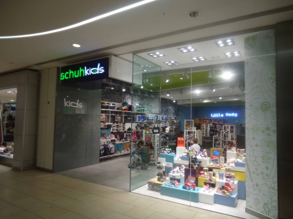 ugg store perimeter mall