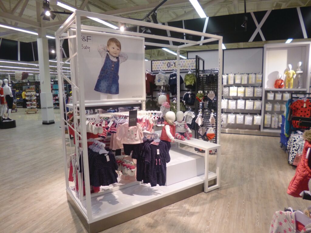 F&F, Tesco Extra, Watford