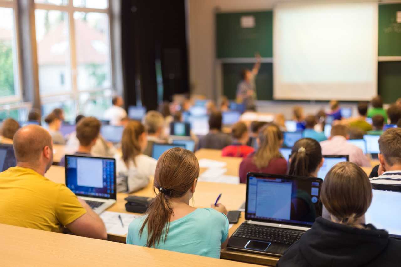 Number of young people not in education or employment hits 1 million