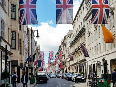 Old-Bond-Street-Samantha-Warrington-2-cropped-1-440x330.jpg