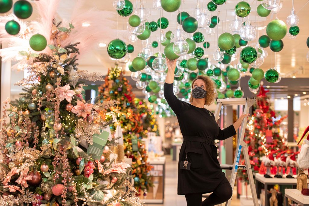 John Lewis suspends clickandcollect fee