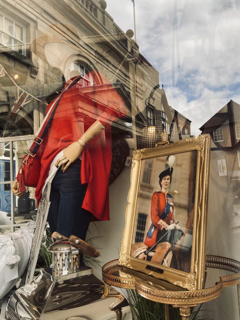 Gallery The best Platinum Jubilee shop window displays