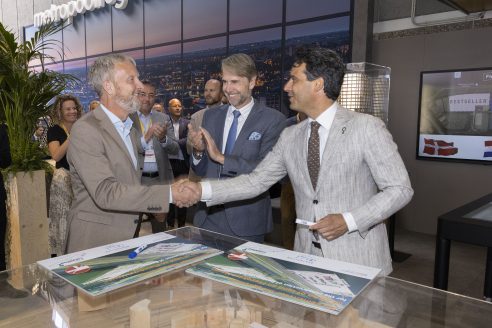Image-Allan-Kyhe-Kjaergaard-official-signing-492x328.jpg