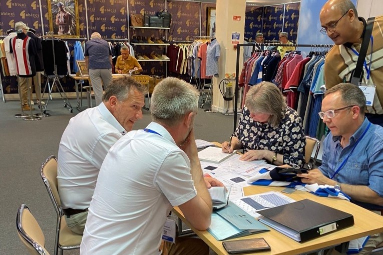 INDX Sports and Leisure Drapers