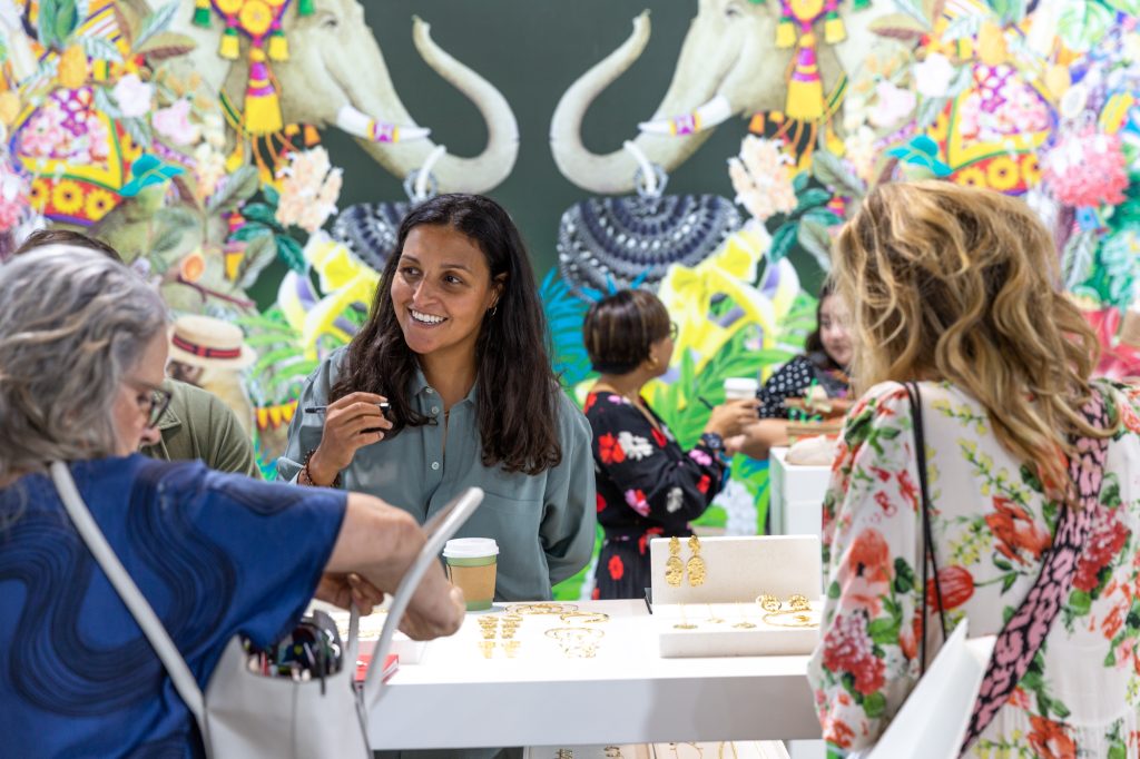 'Bigger' buyers seen at busy Pure and Scoop - Vimarsana News