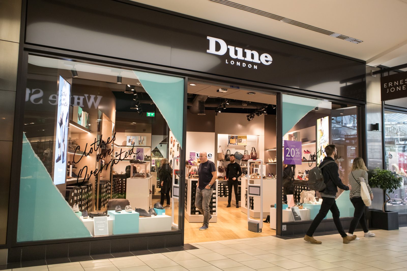 DUNE LONDON SCENICS Dune London — MATT SETCHELL CREATIVE main image 3