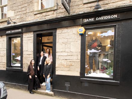 jane_davidson_boutique_storefront-440x330.jpg