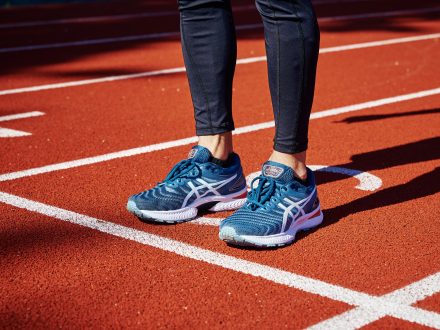 shutterstock_asics_running-440x330.jpg