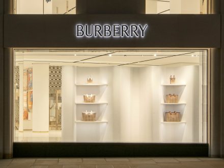 Burberry-Refurbished-Global-Flagship-Store-on-New-Bond-Street-Image-4-Courtesy-of-Burberry-440x330.jpg