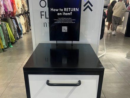 New-Look-Return-Kiosk-440x330.jpg