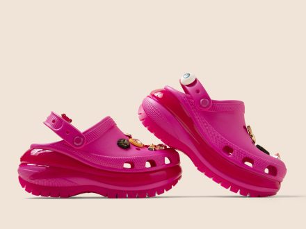 Crocs-spring-summer-23-440x330.jpg