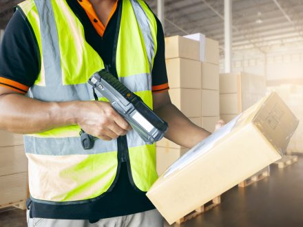 Advanced-Supply-Chain-warehouse-delivery-logisitics-440x330.jpg