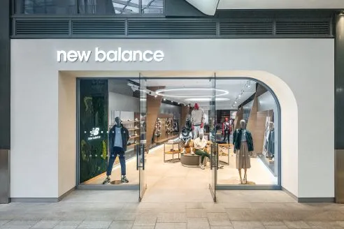 DSF2499-New-Balance-Edinburgh-TDM.Space-WEB-492x328.webp