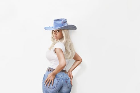 Levis%C2%AE-REIIMAGINE-Campaign_Image-3-1-1-492x328.jpg