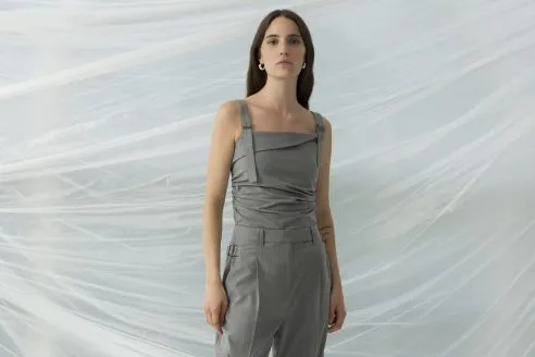 SS25-WOMENS-LOOKBOOK-V24-492x328.webp