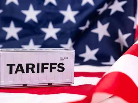 shutterstock_TRUMP TARIFFS