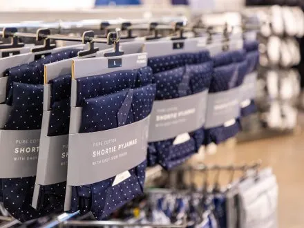 PaperHangers-marks-spencer-440x330.webp