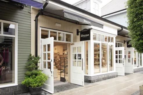 Dune-London-Kildare-Outlet-Store-Opening-2-492x328.webp