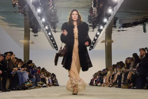 Alexa Chung walks the runway during the Chloe Womenswear Fall/Winter 2025-2026 show as part of Paris Fashion at Tennis Club de Paris on March 06, 2025 in Paris, France. (Photo by Peter White/Getty Images)