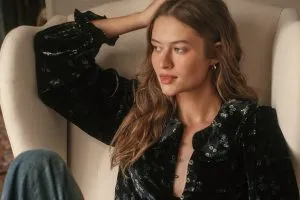 Anthropologie-petite-300x200.webp