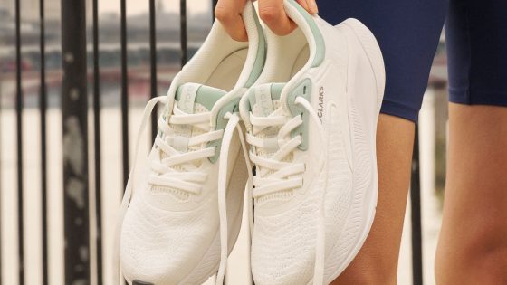 Clarks eyes up to 20 new European stores
