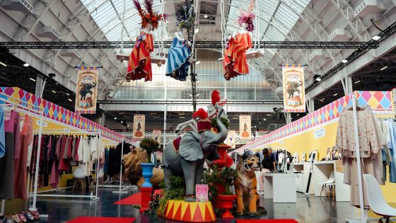 Buyers roll up to Scoop’s circus-themed SS27 show