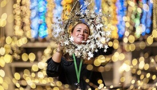 John Lewis to hire 10,400 Christmas employees