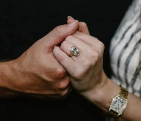 Industry experts weigh in on Taylor Swift’s engagement ring
