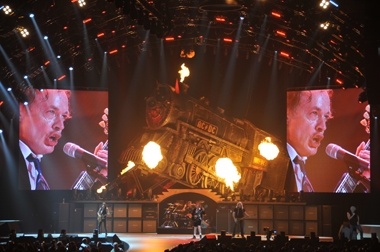 Top 10: architecture of rock concerts (part I)