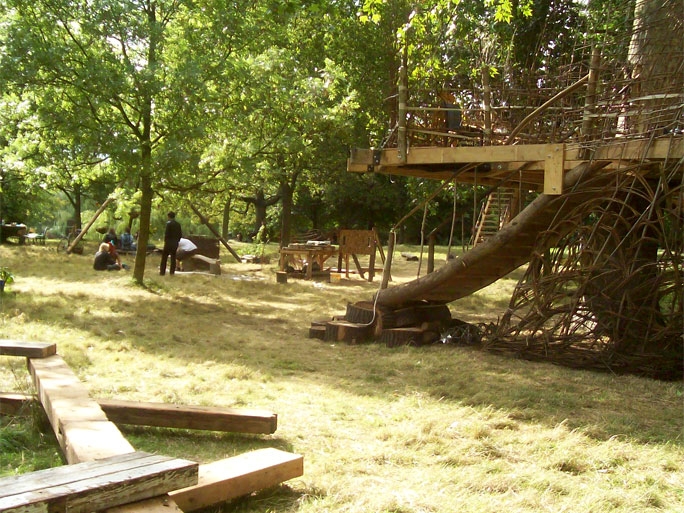 TreeHouse gallery, Regent's Park, London by the TreeHouse collective