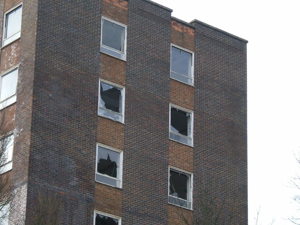 Poor-quality housing 'fuels poverty cycle'