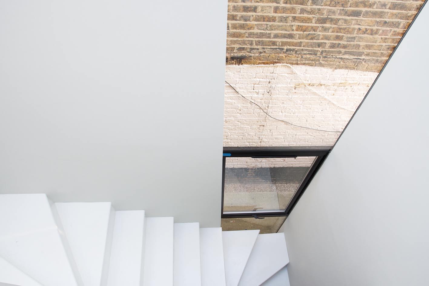 Elm Road, Kingston by Waind Gohil Architects