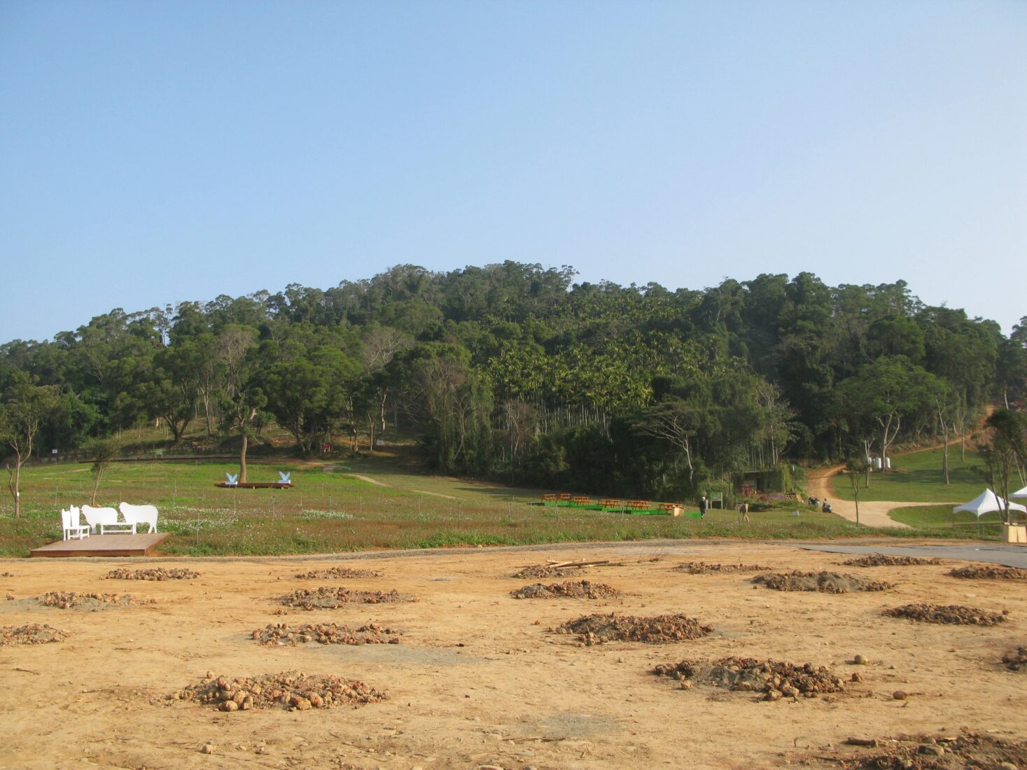 Mole and Gianni Botsford land Taiwan hotel scheme