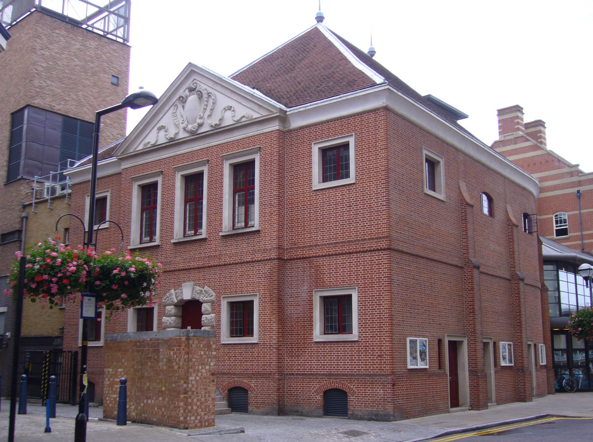 Allies and Morrison scoops Shakespeare's Globe theatre job