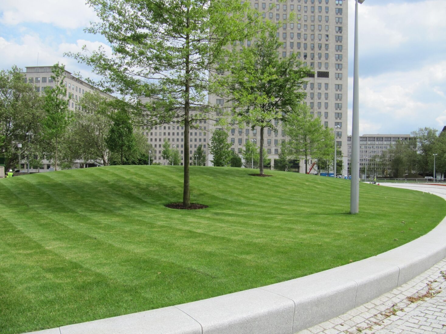 In pictures West 8 completes Jubilee Gardens revamp