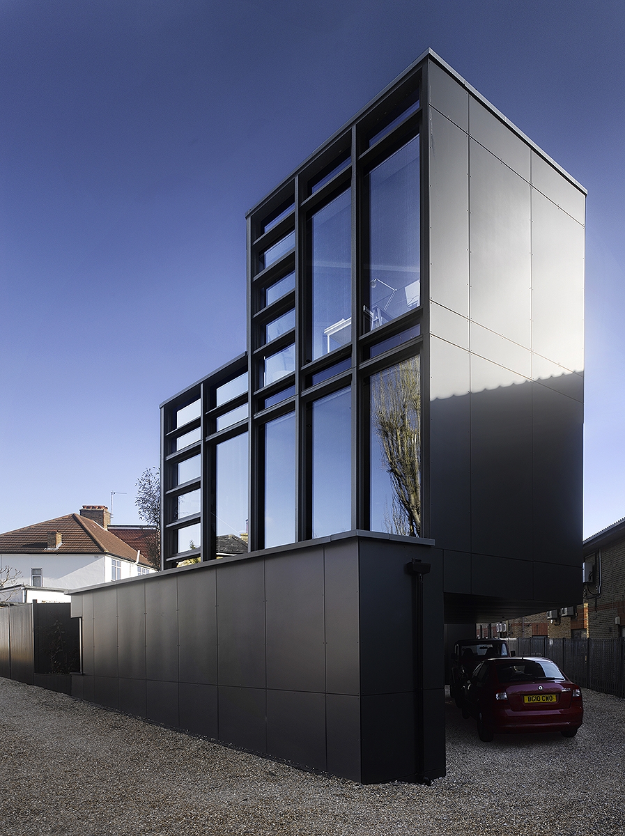 Former Rogers' duo complete Wimbledon mixed double