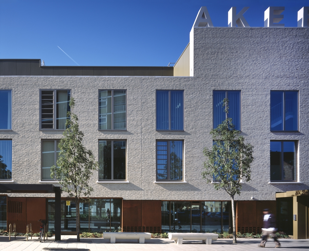 A statement of intent: Akerman Health Centre by Henley Halebrown Rorrison