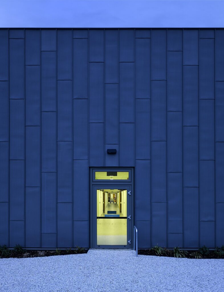 Archial Norr unwraps Loch Lomond health centre