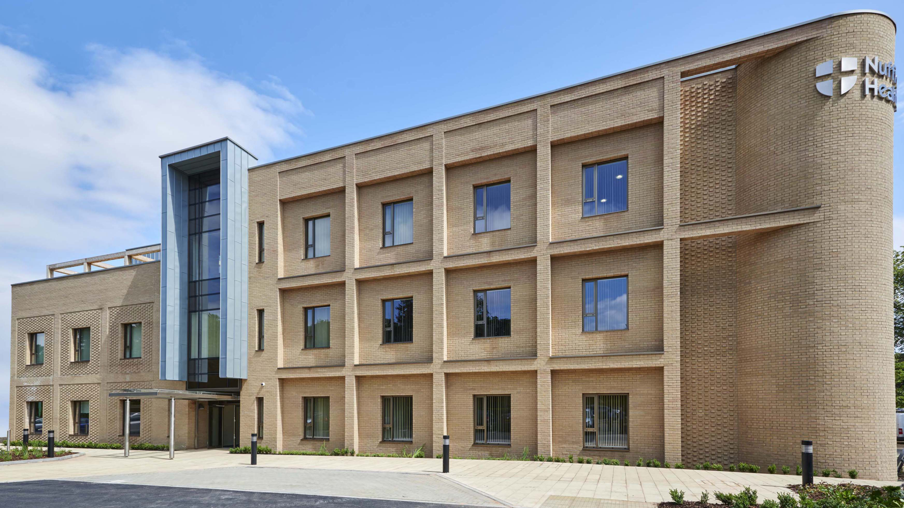 P+HS showcases new Cambridge hospital