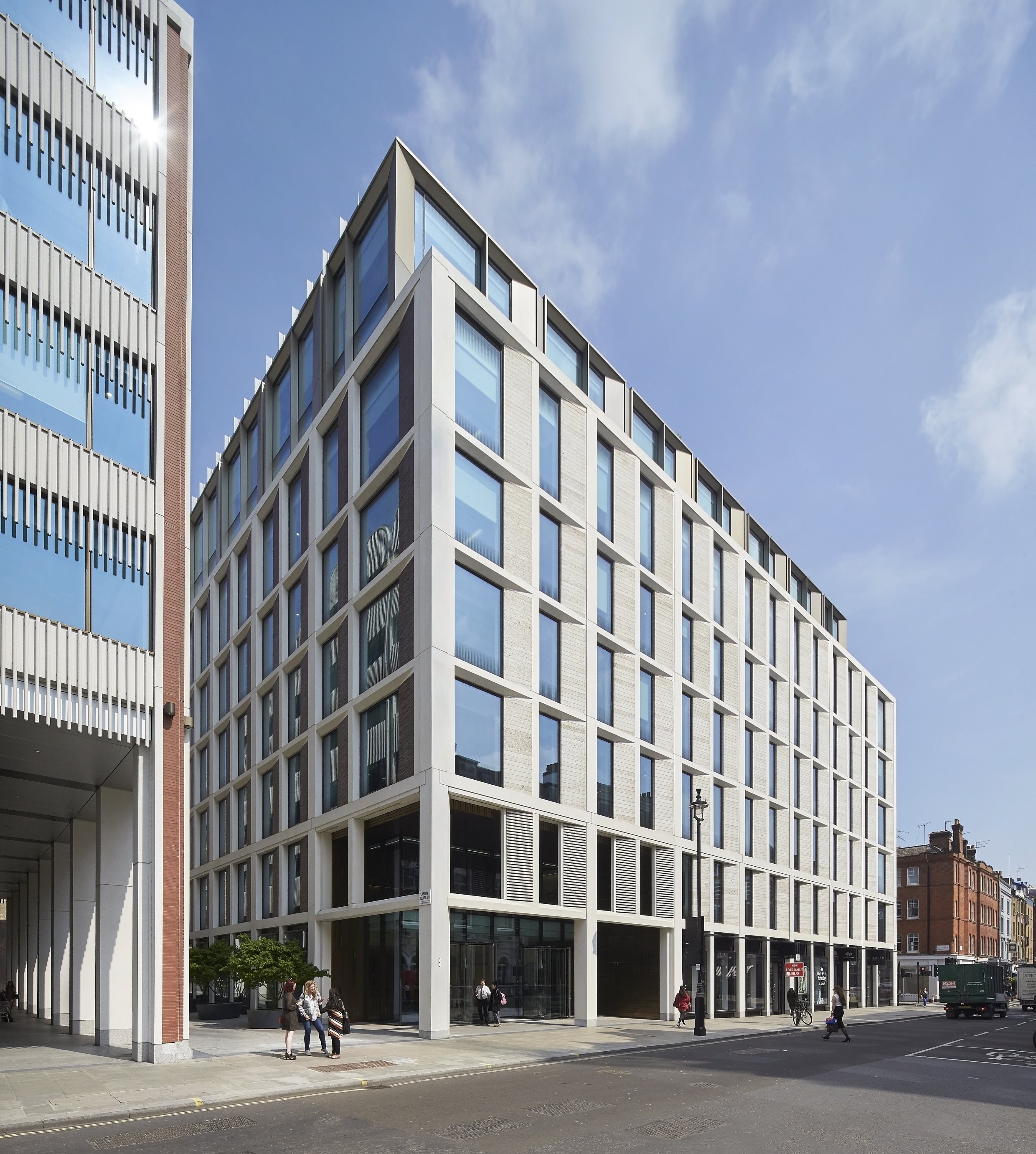 Fitzroy Place by Sheppard Robson and Lifschutz Davidson Sandilands