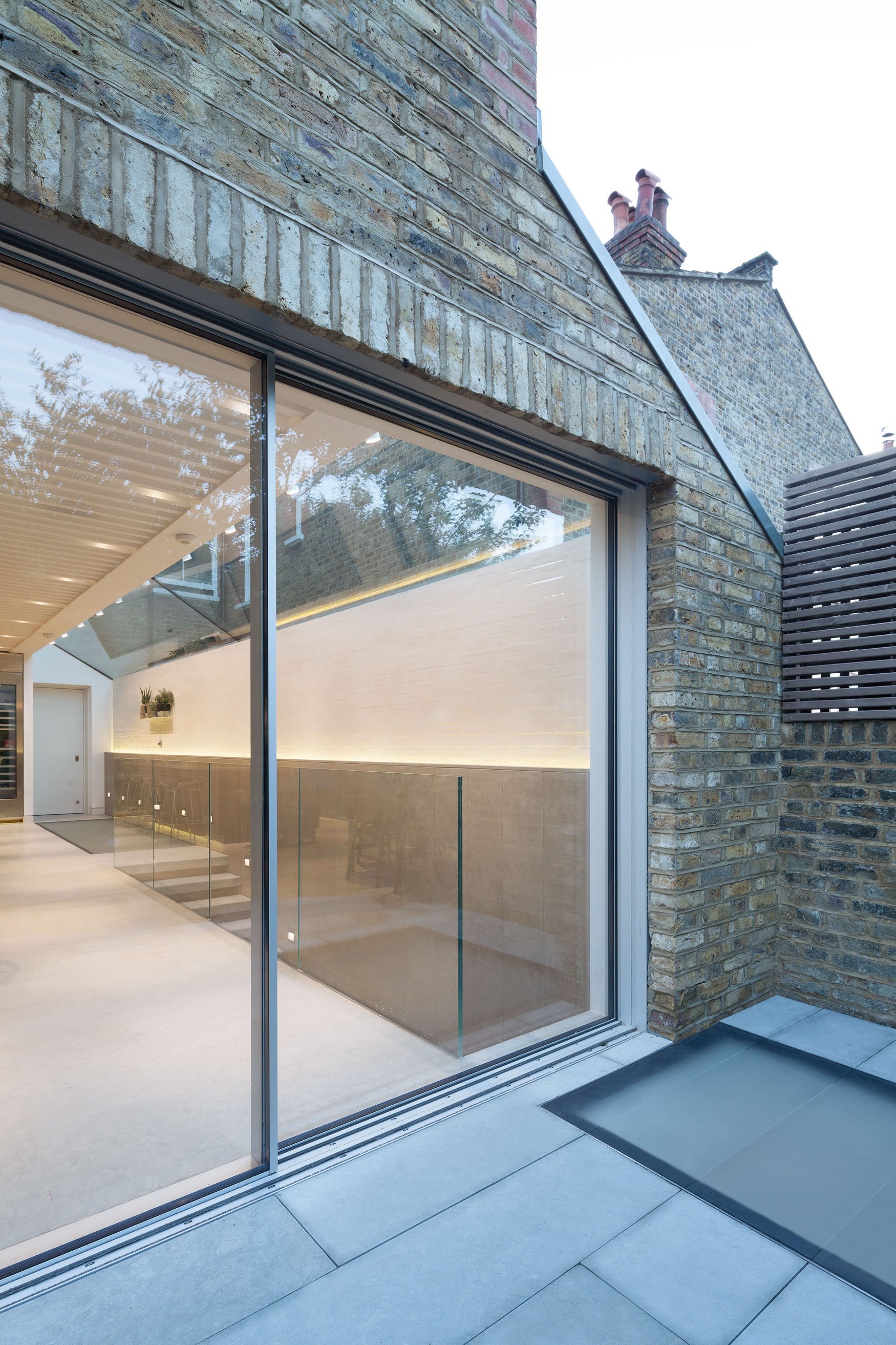 Emergent Design Studios completes £850k light-filled extension