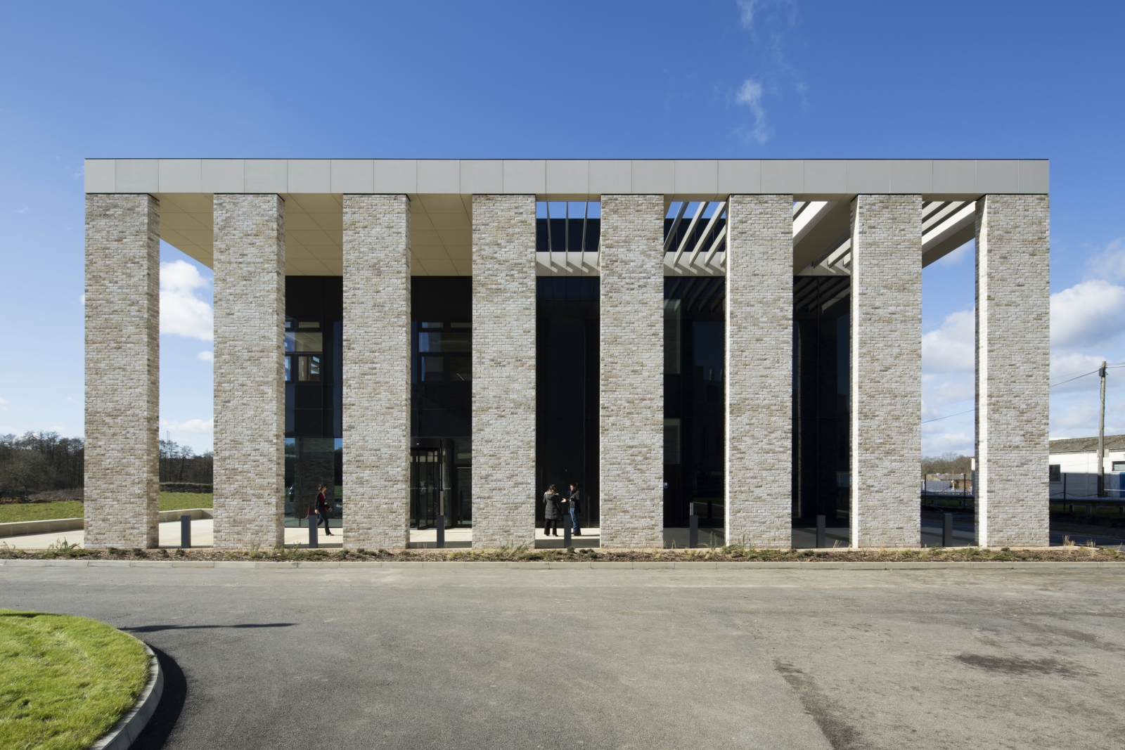 First look: NBBJ’s high-tech home for scientists