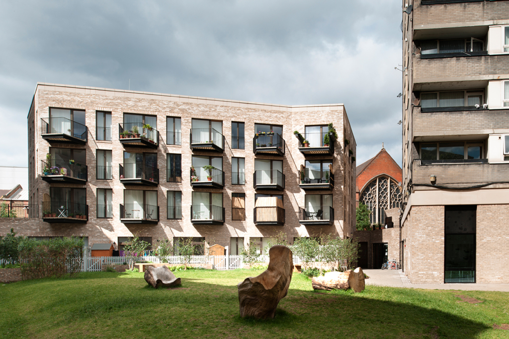 Building study Haworth Tompkins remakes the street at Silchester Estate