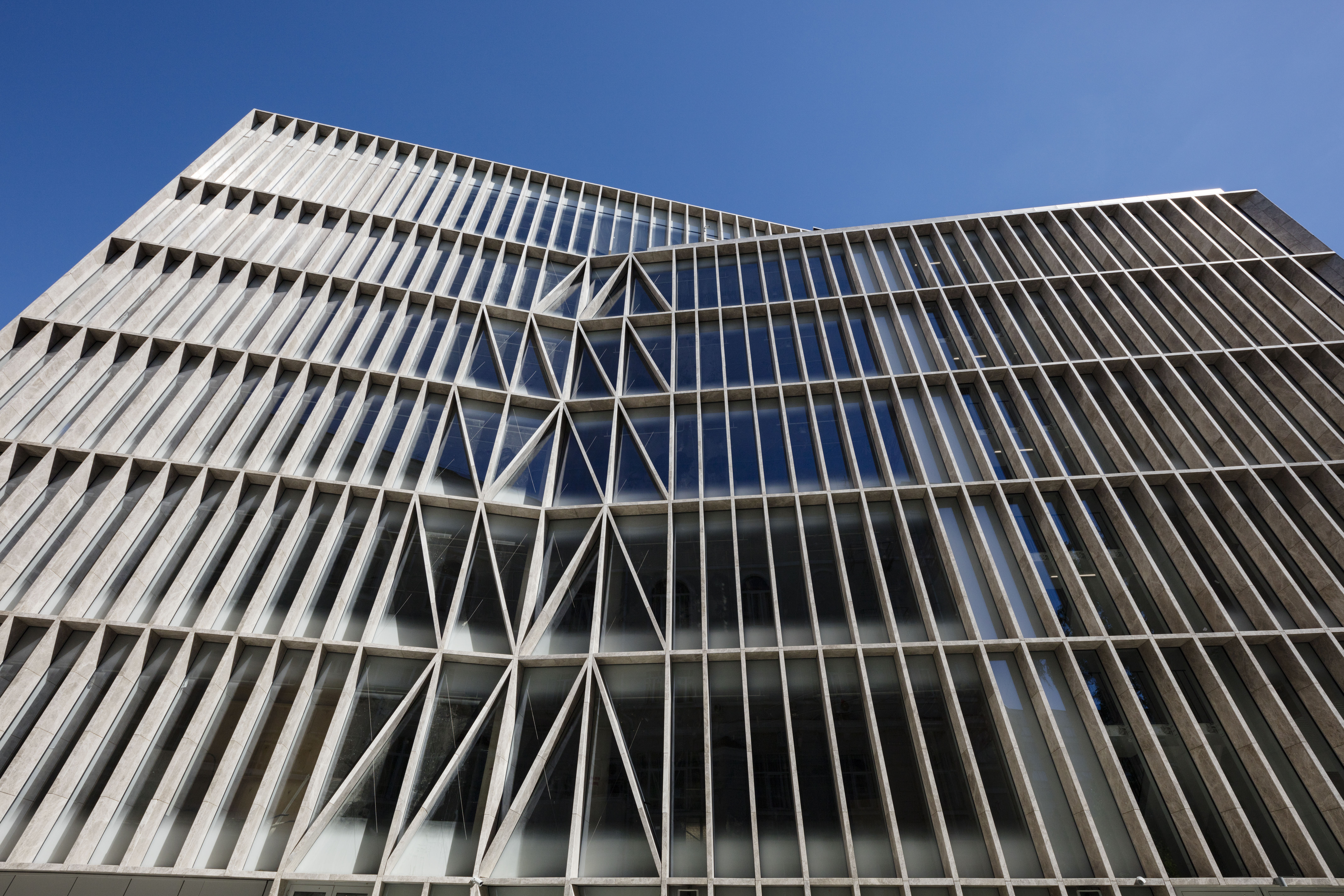 Architects of Invention completes two offices in Moscow