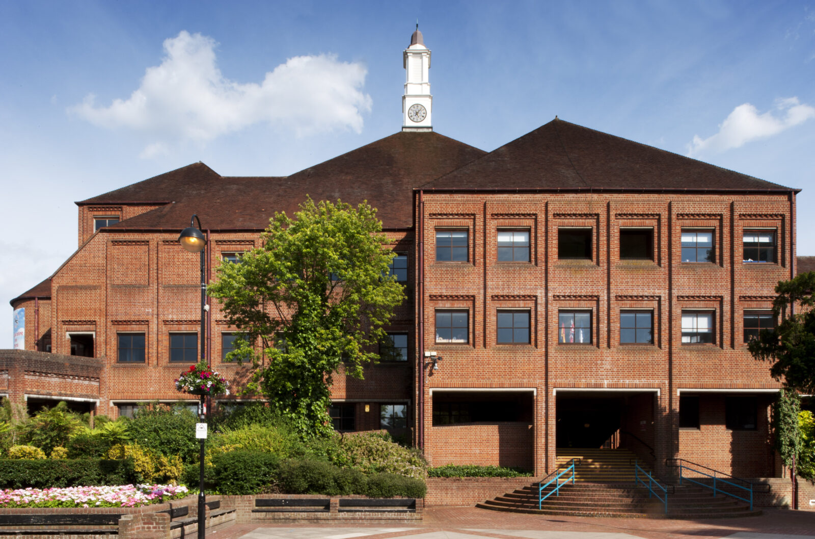 Venturi Scott Brown’s National Gallery extension among 17 PoMo listings