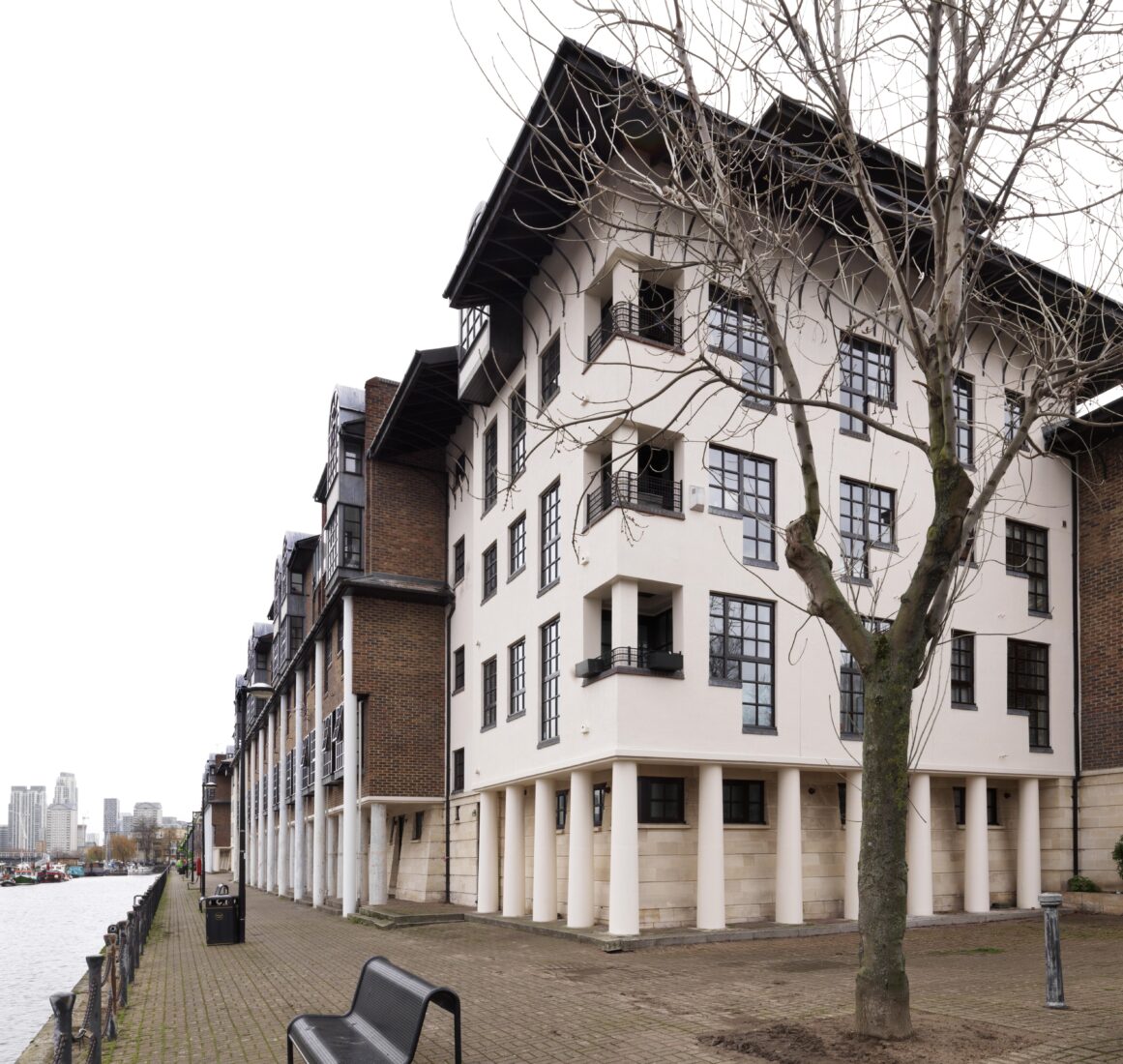 Venturi Scott Brown’s National Gallery extension among 17 PoMo listings