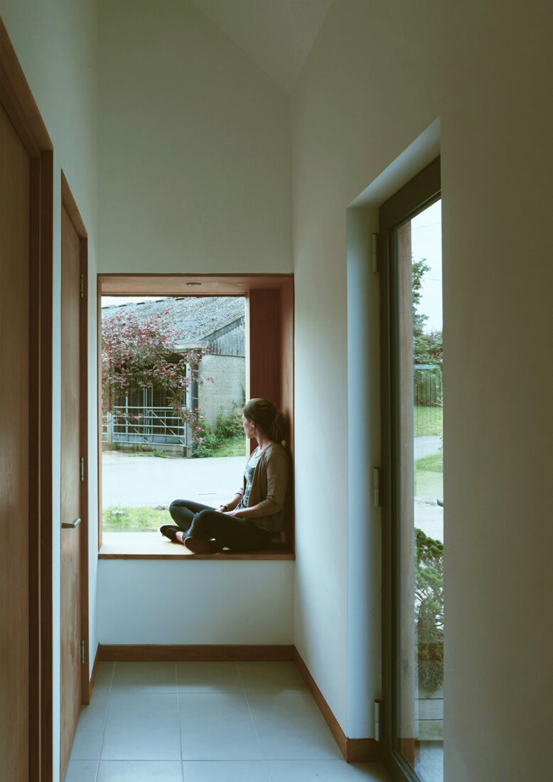 Hurley and Hughes’ Kentish house draws on agricultural vernacular